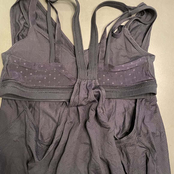 Lululemon tank top with built in sports bra - Picture 6 of 6